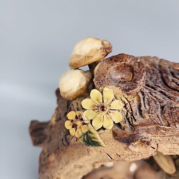 Woodlands Big Eye Deer In Mushroom Log Figurine 7 In tall x 8 across Resin - Picture 3 of 6